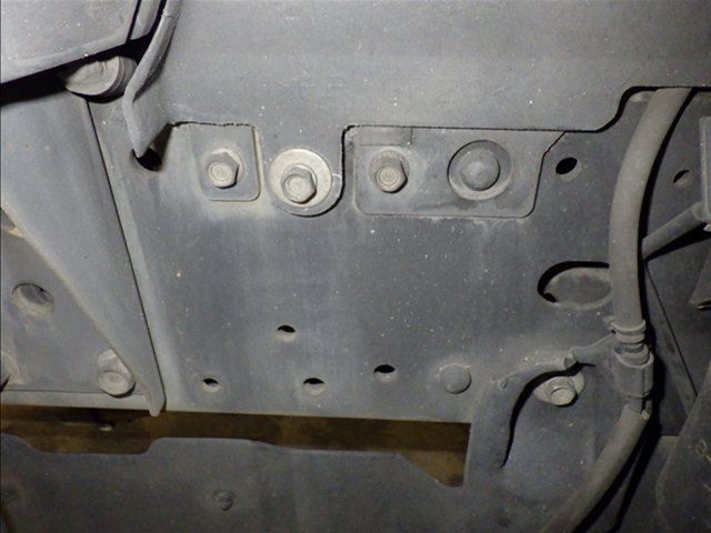 2011 Isuzu Elf ボトルカー auction photo 4