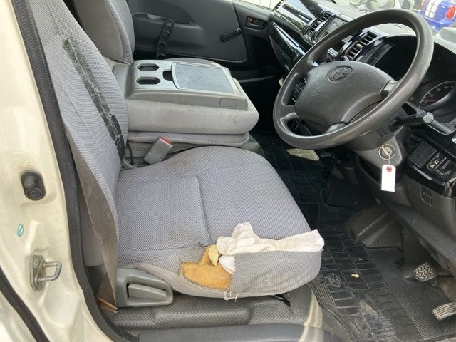 2007 Toyota Hiace auction photo 8