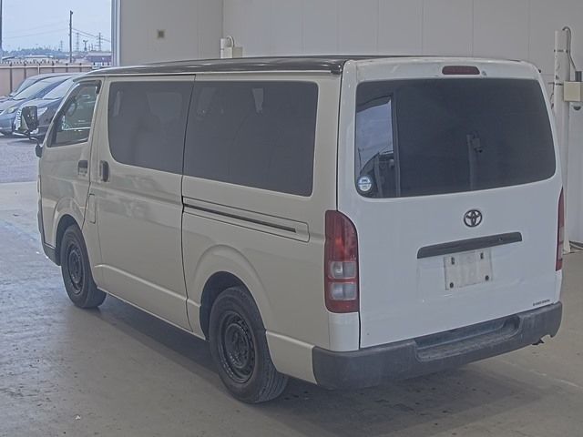 2007 Toyota Hiace auction photo 2