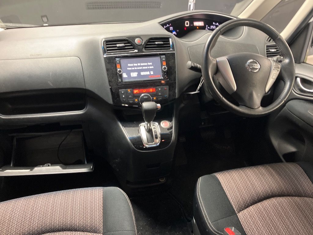 2014 Nissan Serena HWS S-HYBRID auction photo 3