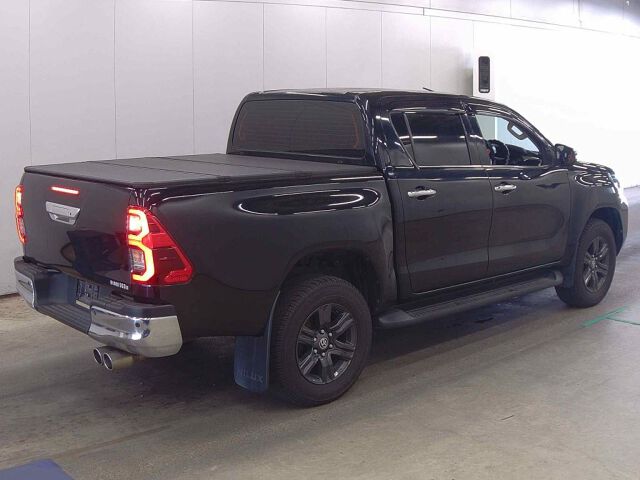 2023 Toyota Hilux Z 4WD auction photo 5
