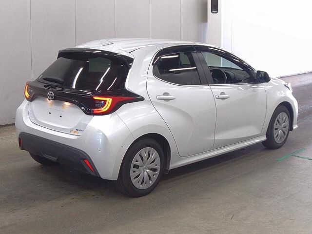 2025 Toyota Yaris ハイブリッドZ auction photo 5