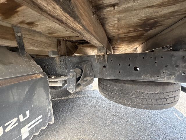 2010 Isuzu Elf ヒラ PG auction photo 14