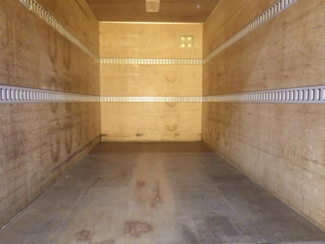2017 Toyota Dyna Van auction photo 4