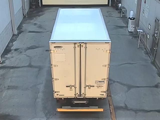 2017 Toyota Dyna Van auction photo 3