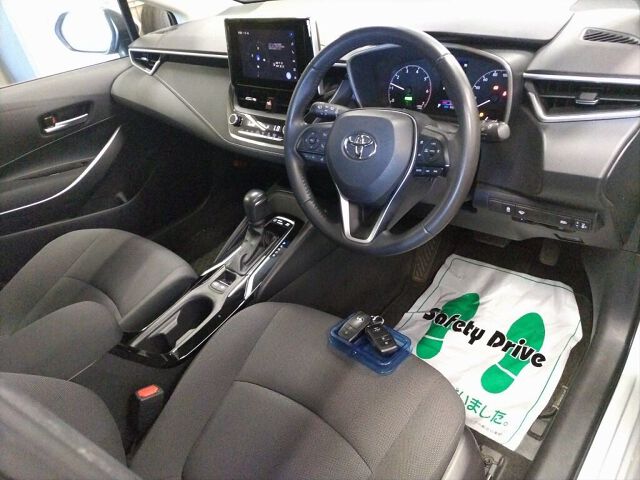 2023 Toyota Corolla Touring ハイブリッドG 4WD auction photo 3