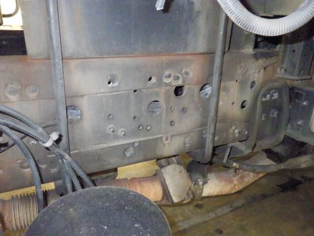 2012 Mitsubishi Fuso Fighter With crane auction photo 4