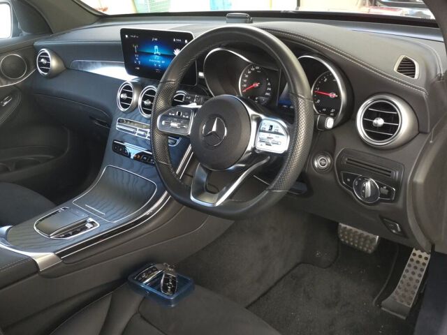 2021 Mercedes-Benz GLC GLC220D4マAMGラ 4WD auction photo 3
