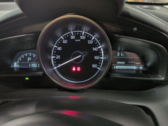 2024 Mazda 2 15 BD auction photo 6