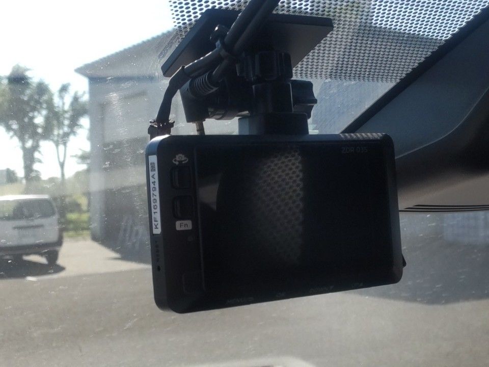 2021 Toyota Yaris auction photo 17