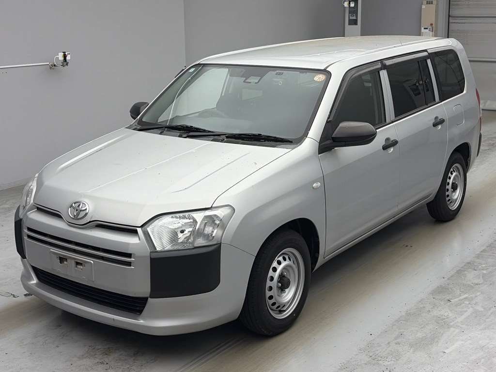 2022 Toyota Probox G Japan auction vehicle