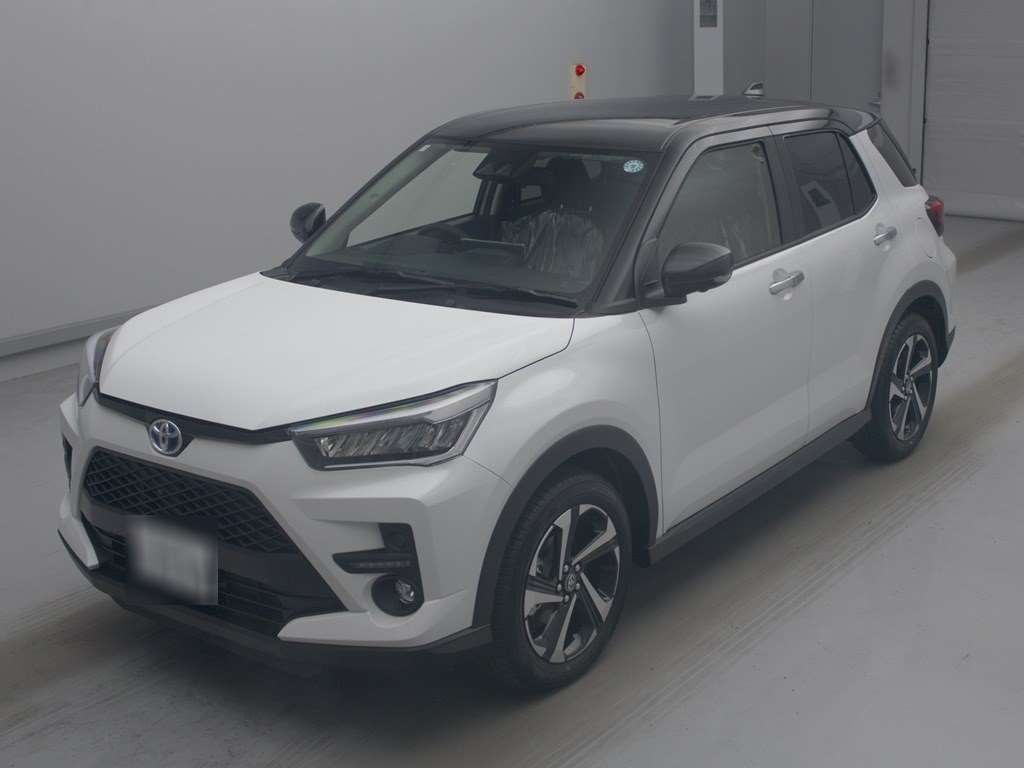Japan Auction Vehicles 4 2026 Toyota Raize Hybrid Z auction photo