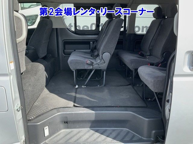 2015 Toyota Hiace Grand Cabin auction photo 6