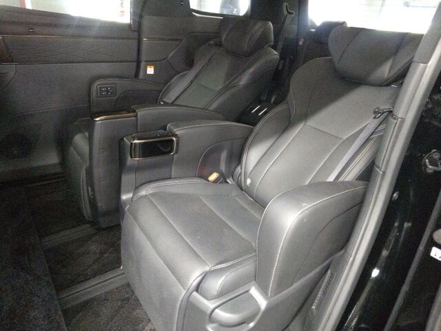 2024 Toyota Alphard Z auction photo 6