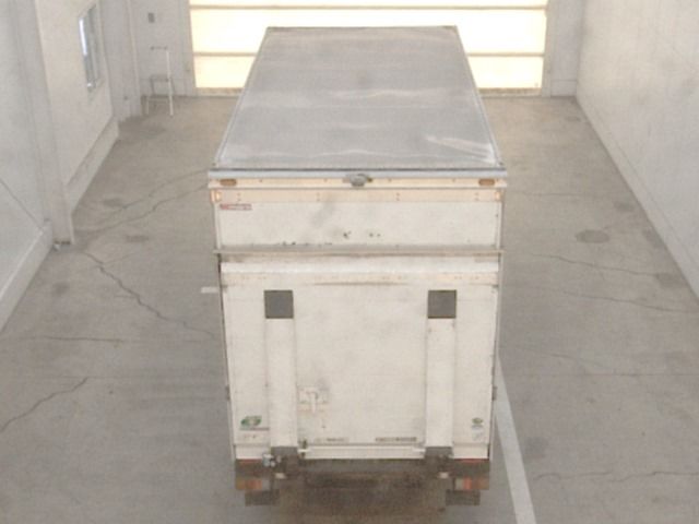 2015 Mitsubishi Fuso Canter Van auction photo 3