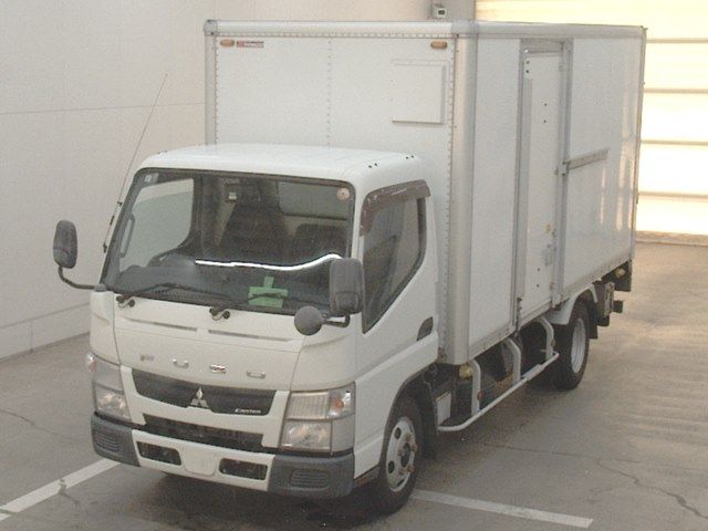 Japan Auction Vehicles 10 2015 Mitsubishi Fuso Canter Van auction photo