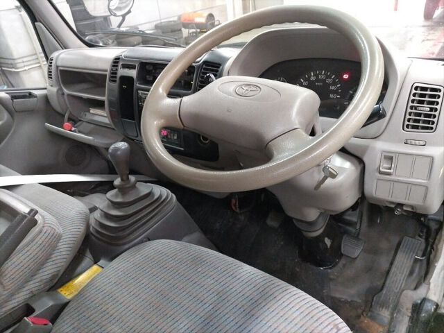 2003 Toyota Dyna 4WD auction photo 3