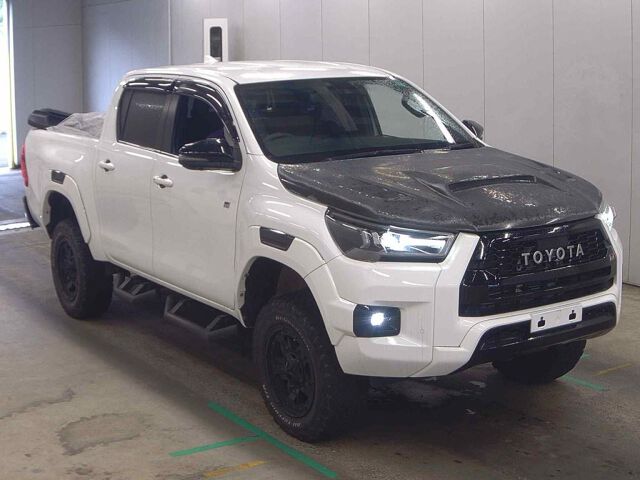 Japan Auction Vehicles 8 2023 Toyota Hilux Z GRスポーツ 4WD auction photo