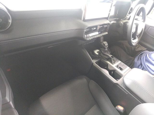 2025 Toyota Land Cruiser 250 VX 4WD auction photo 3