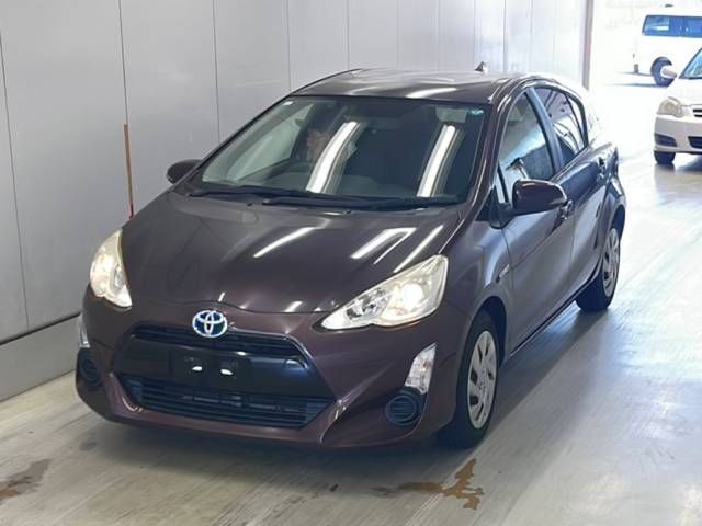 2015 Toyota Aqua S Japan auction vehicle