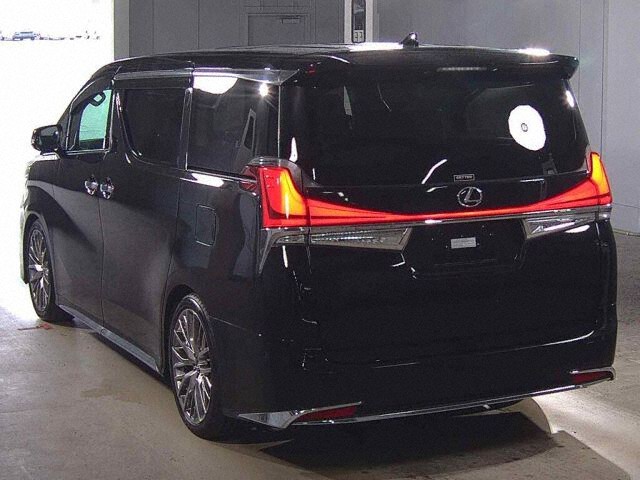 2023 Toyota Alphard SR C Package 4WD auction photo 2