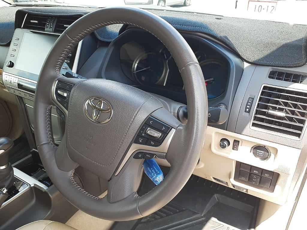 2023 Toyota Land Cruiser Prado TXLパッケージマットブラ 4WD auction photo 9