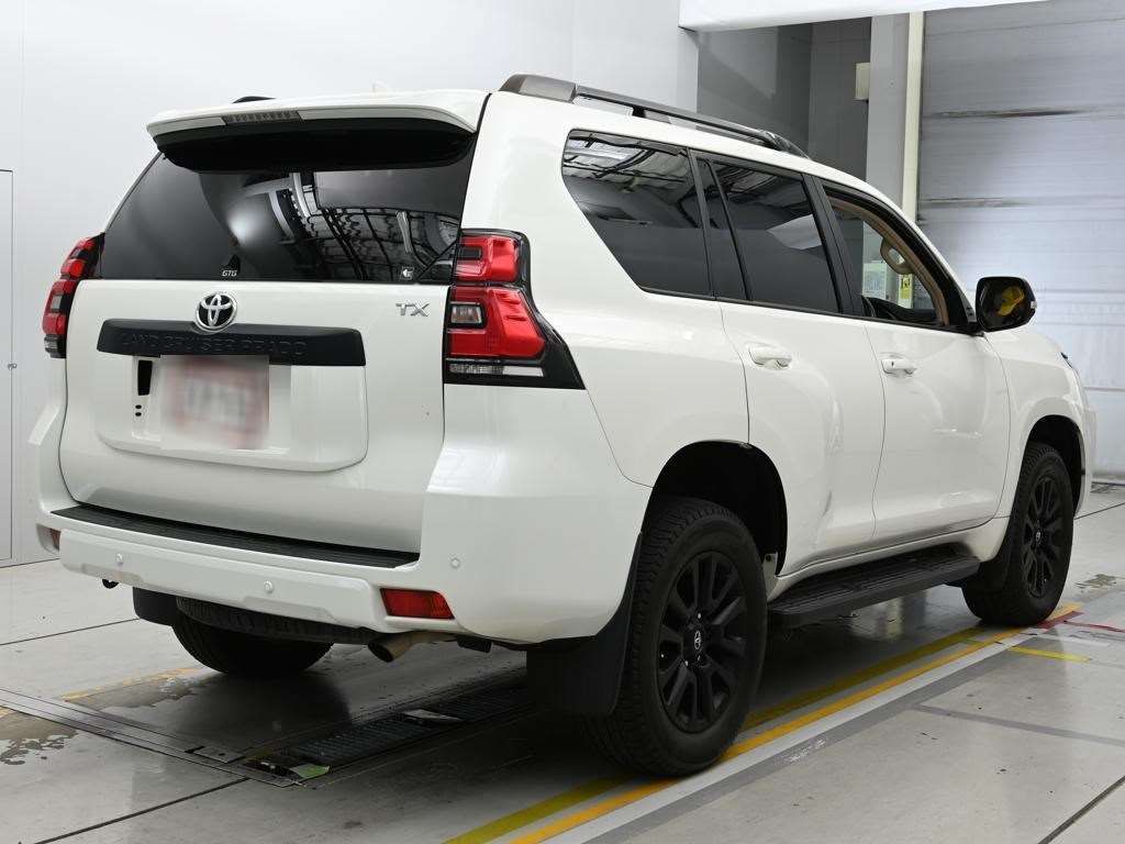 2023 Toyota Land Cruiser Prado TXLパッケージマットブラ 4WD auction photo 2