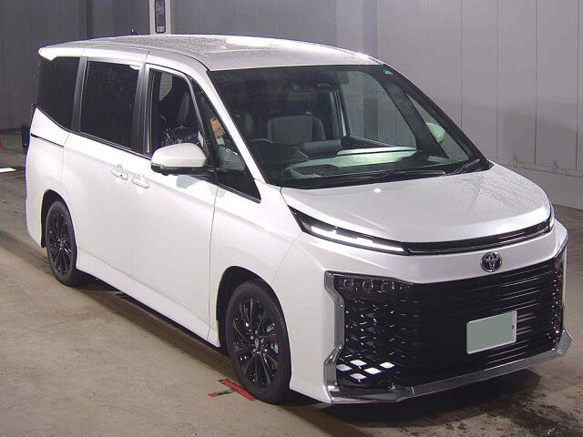 Japan Auction Vehicles 8 2026 Toyota Voxy ハイブリッドS-Z auction photo