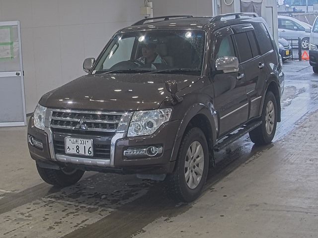 2019 Mitsubishi Pajero 4WD LONG SUPER EXCEE Japan auction vehicle