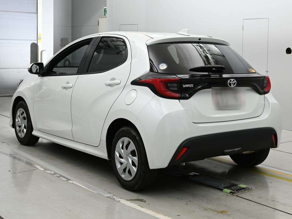 2023 Toyota Yaris G auction photo 6