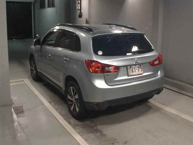 2017 Mitsubishi RVR G auction photo 2