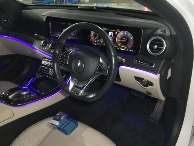 2017 Mercedes-Benz E-Class E43 4MATIC 4WD auction photo 3