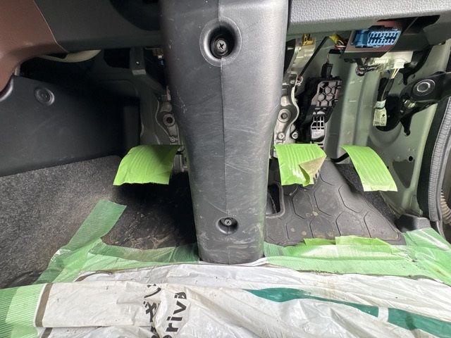 2021 Hino Profia tractor auction photo 4