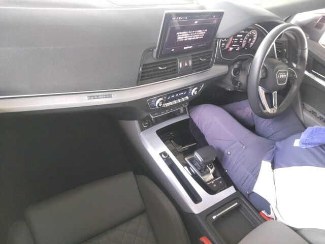 2023 Audi Q5 Sportback ハイスタイル 4WD auction photo 3