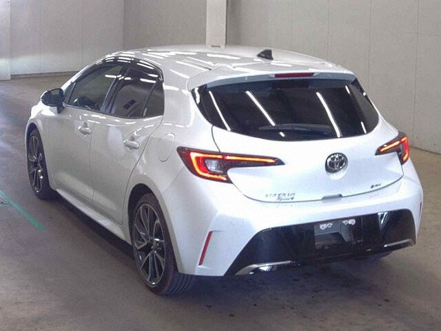 2025 Toyota Corolla Sport ハイブリッドGZ auction photo 2