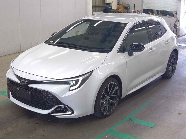 2025 Toyota Corolla Sport ハイブリッドGZ auction photo 4