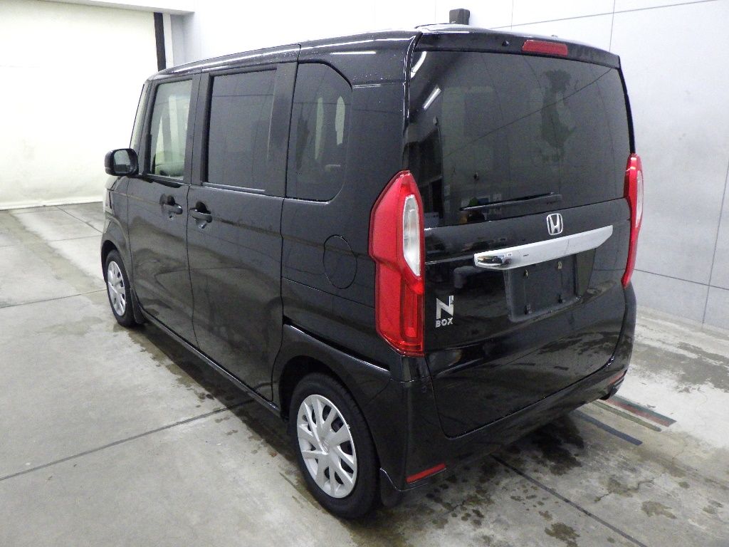 2021 Honda N-BOX L auction photo 5