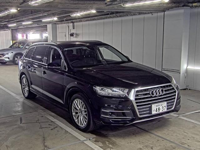 2017 Audi Q7 2.0TFSIクワトロ Japan auction vehicle