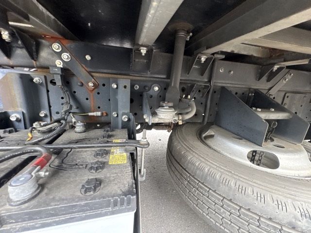 2013 Isuzu Elf Reitou auction photo 12