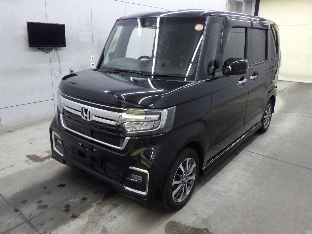 2021 Honda N-BOX カスタムL auction photo 4