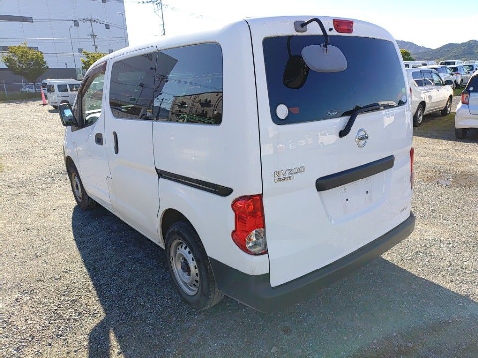2017 Nissan NV200 Vanette auction photo 6