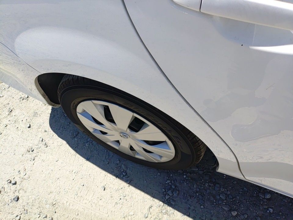 2016 Toyota Corolla Fielder auction photo 22