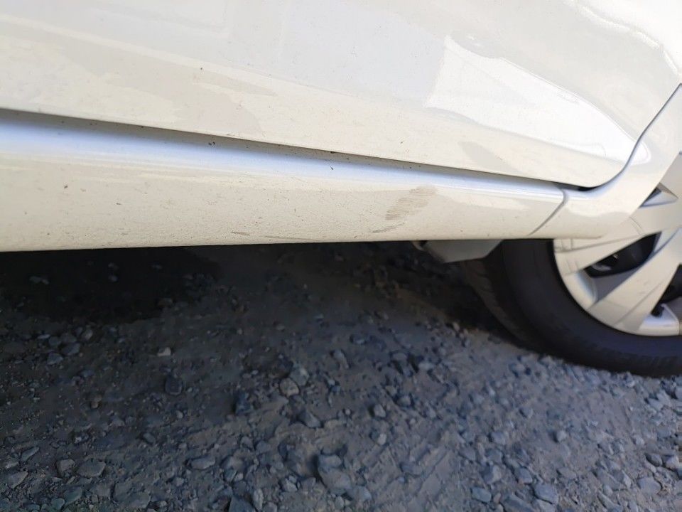 2016 Toyota Corolla Fielder auction photo 23