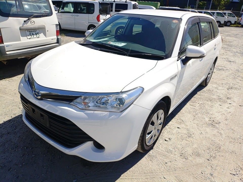 2016 Toyota Corolla Fielder Japan auction vehicle
