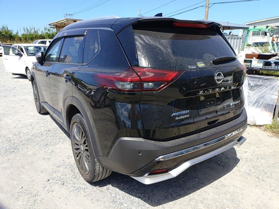 2022 Nissan X-Trail auction photo 6