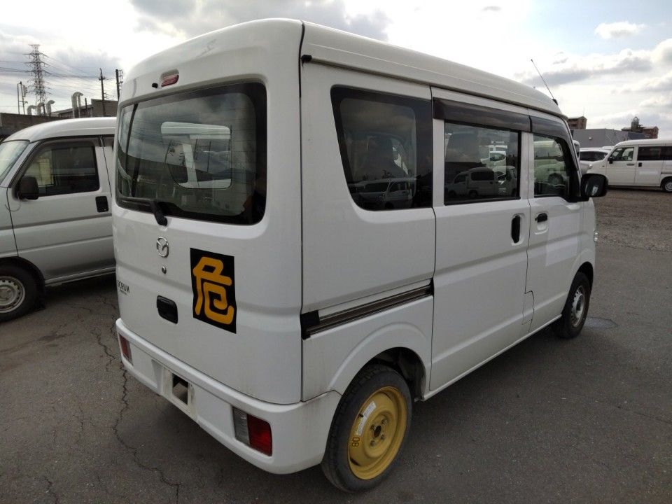 2021 Mazda Scrum auction photo 2