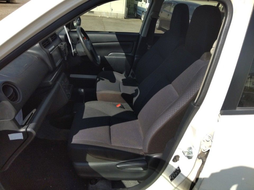 2021 Toyota Probox auction photo 16