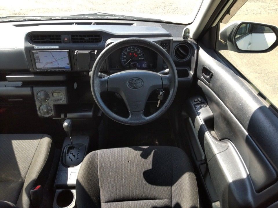 2021 Toyota Probox auction photo 3