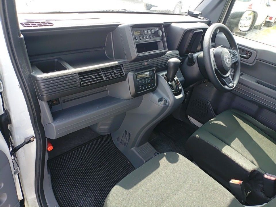 2019 Honda N-VAN auction photo 16