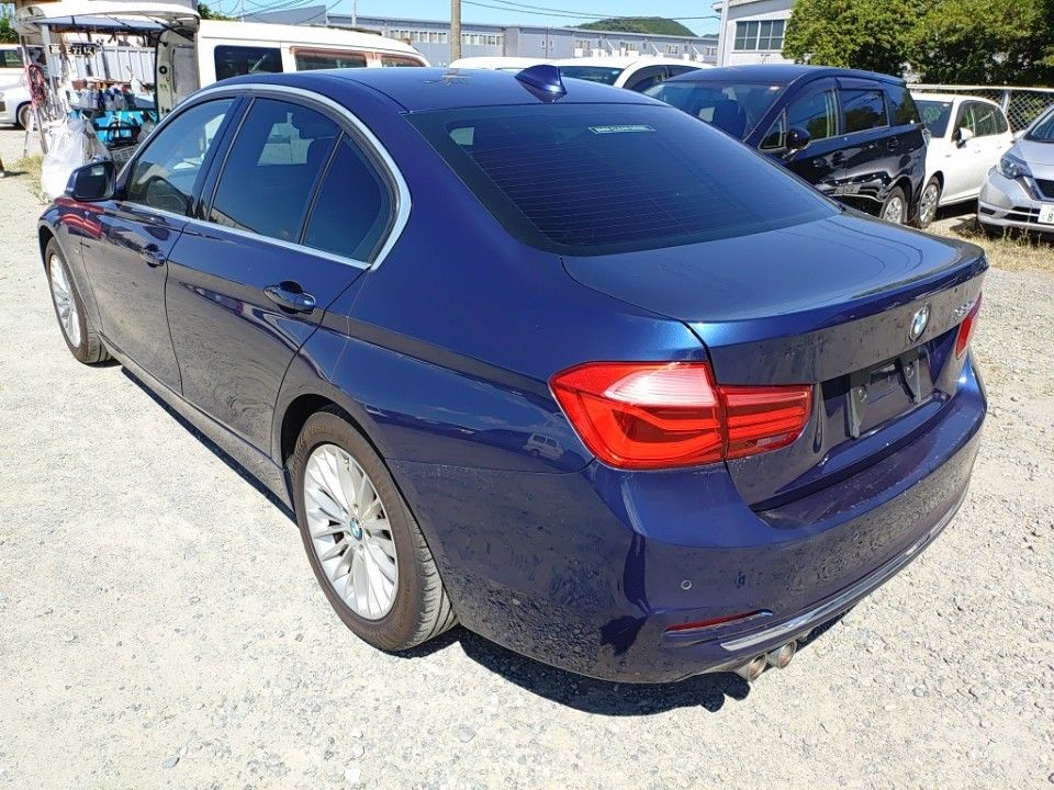2016 BMW 3 Series auction photo 6
